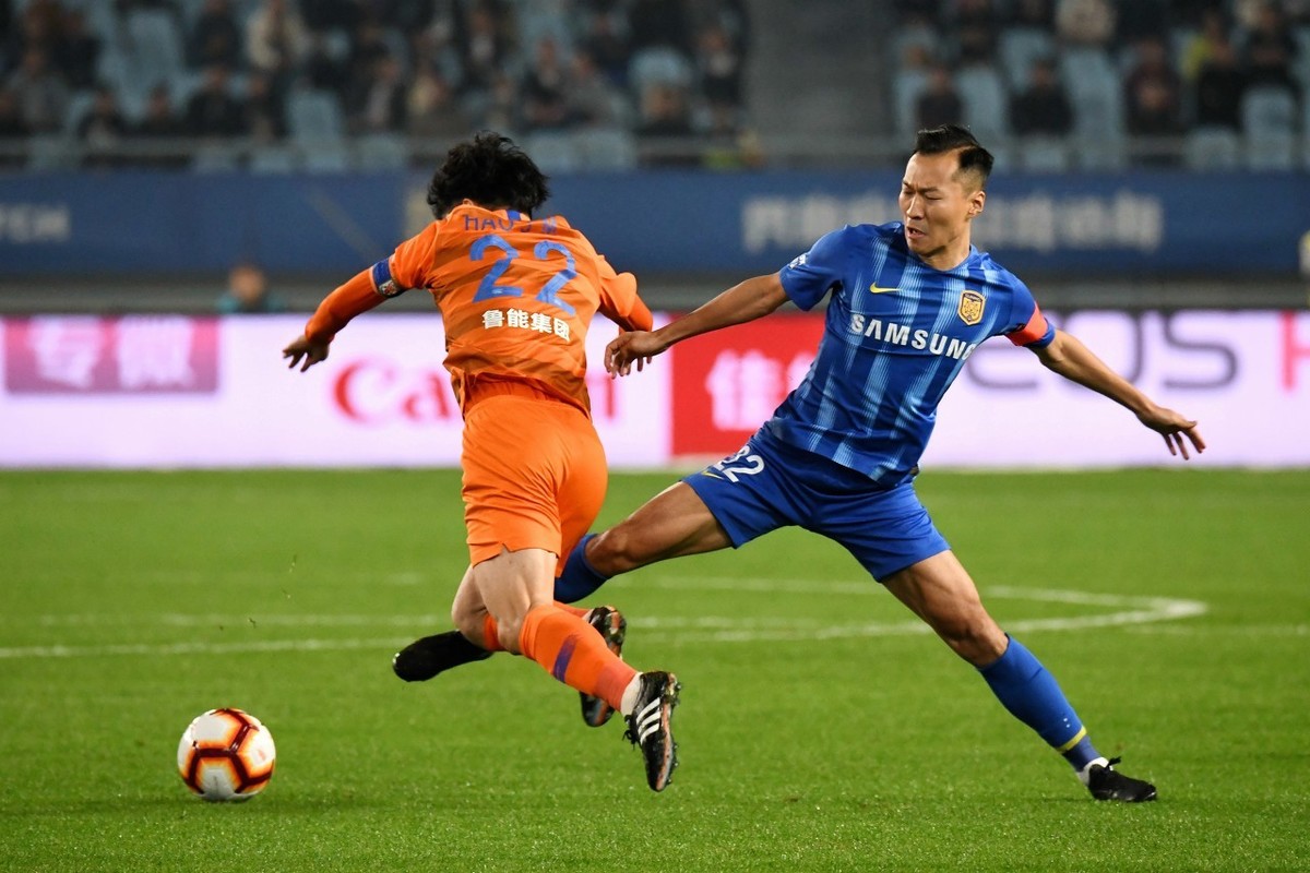 【国足】李铁麾下3名10号型中场，谁才是国足真正核心？球衣号码给出答案