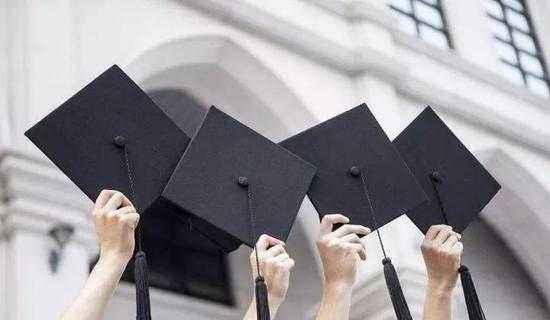 |我，985名校医学硕士毕业，干了五年公务员，后悔了