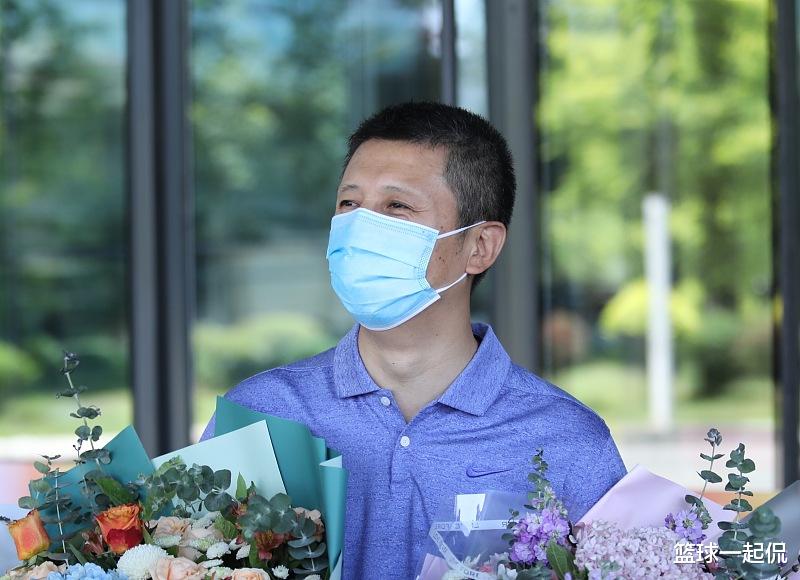 广东男篮|又确定包机！哪位大牌来CBA，“人少钱多速来”还是王猛打卡点赞