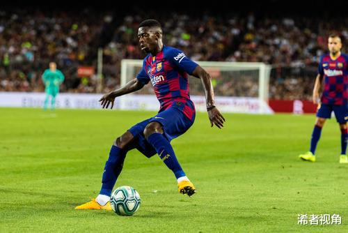 巴塞罗那|突发！曝曼联正酝酿超级转会：巴萨恐将诞生大地震，梅西迎来大利好