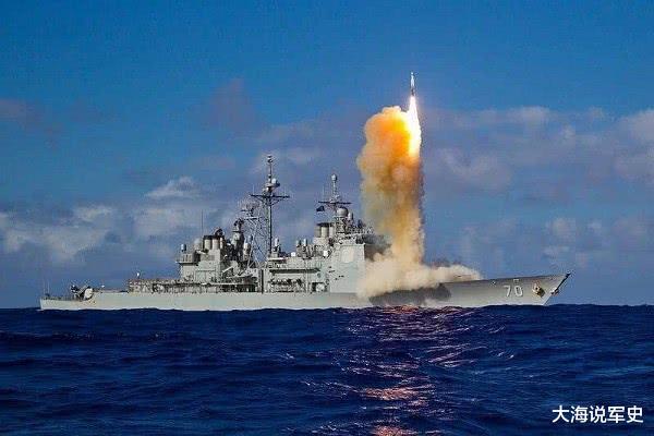 【】不要再整天叫喊击沉航母了，击沉一艘航母到底有多难，想象不到！