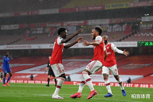 [阿森纳]1-1！早5点穆帅和曼联笑醒，英超黑马5轮丢9分悲剧了