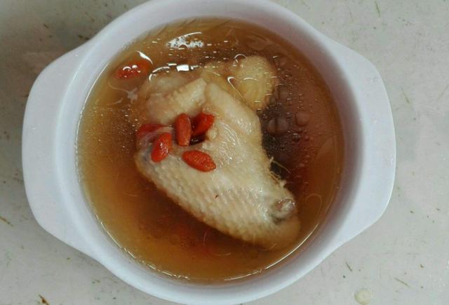 鸡汤|炖鸡时，有2味药材万万不要放，很多人做错了等于白做！