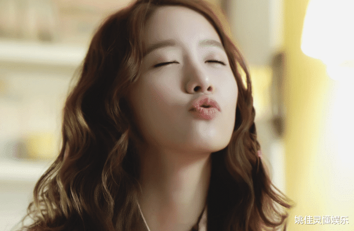 「」因为长得漂亮,直言不会嫁给中国人,如今傲娇的她被网友封杀!