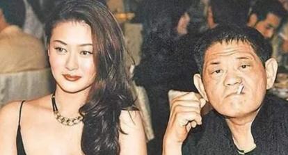 #陈宝莲#当年29岁的陈宝莲一跃而下，留下半个月大的儿子被王菲收养，现状如何了？