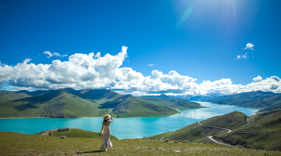 『属龙』未来一周，紫气东来，财帛如雨，轻松得财的生肖