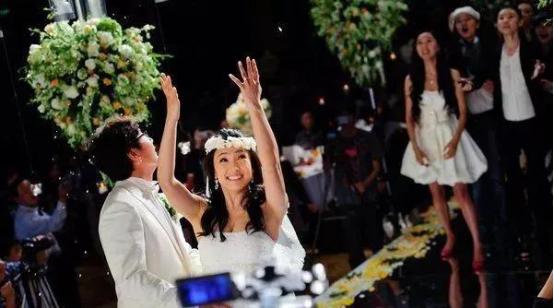 白静|8年前白静去医院把婆婆气死，老公为报复，当岳母面3刀让白静归西