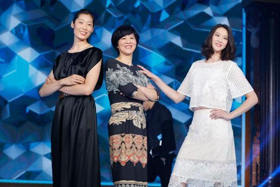 朱婷▲朱婷不配称“中国女排队长”？央视采访引火上身！某人凭实力躺枪