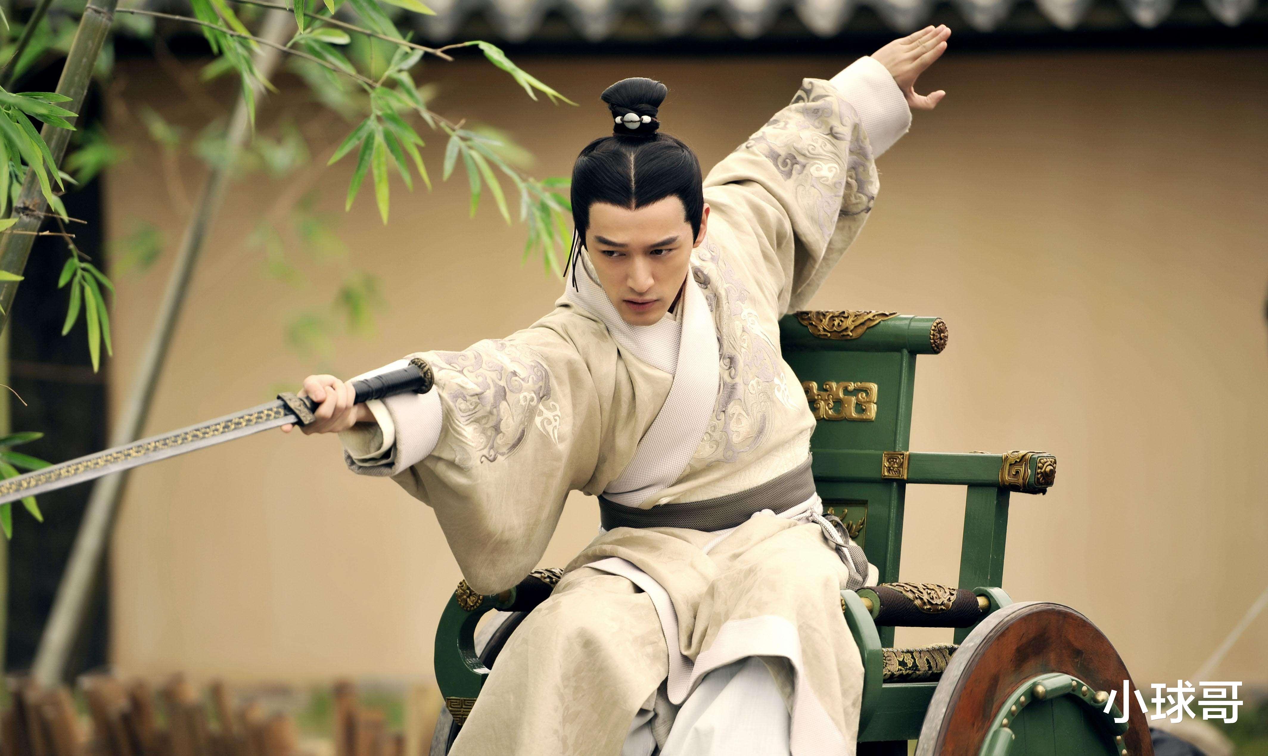 他是年薪千万的设计师,被胡歌临时拉去救场,却成为无人超越的"西楚