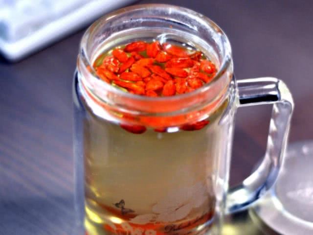 『枸杞』4物是天然的“肾黄金”，男人平时敞开肚皮吃，或越吃肾脏也会越好