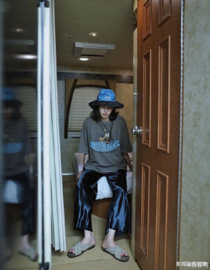 白百何|太撩！白百何7天晒19张单身照，难不成是在处对象还是有好事将近？