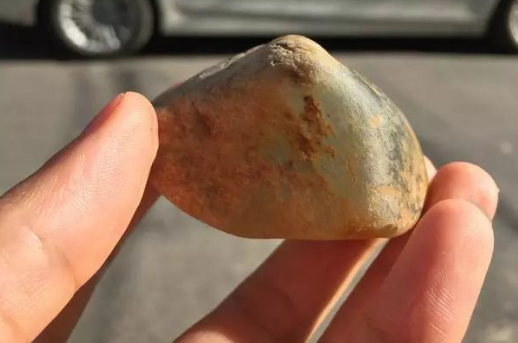 翡翠|6600入手翡翠原石，成品惊艳了众人！