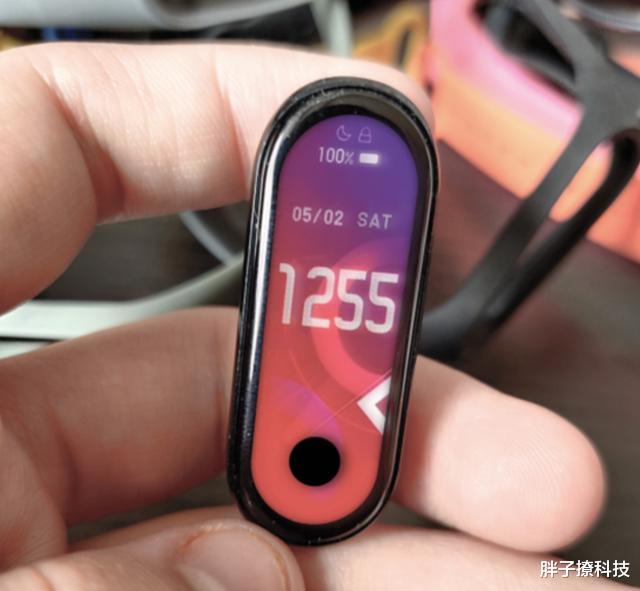 刷脸支付:这就是小米手环5?是摄像头还是电容按键?