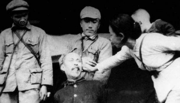 革命|此人残杀井冈山2000人,20年后毛主席要求:挖地三尺为群众报仇