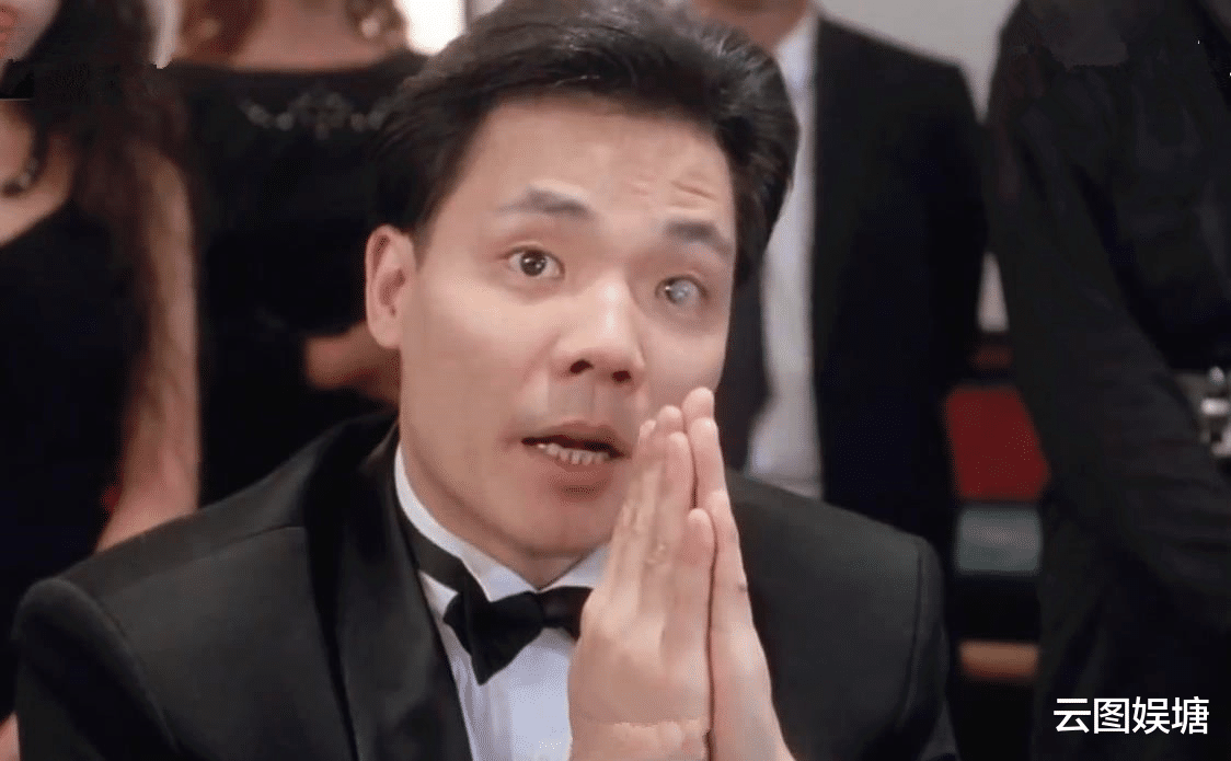 #程东#一众老戏骨聚会，“大B哥”淡定喝茶，“大军”满头白发略显老