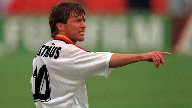 #世界杯#盘点足球史上伟大10位10号足球运动员，第一名毫无争议，但谁会第二