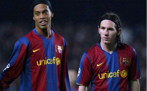 【C罗】卡洛斯:假如梅西来皇马,他的巅峰期长度可能不如罗纳尔迪尼奥