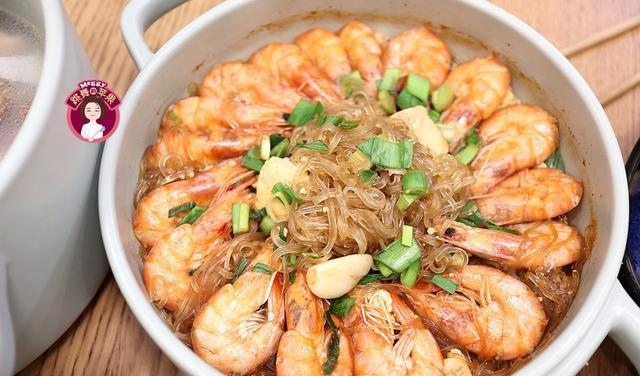 『豆腐』这位高考生妈妈好赞，一大桌晚餐精心做，第2道菜有滋有味像朵花