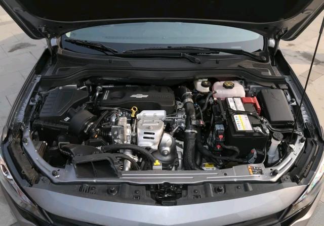 【吉利帝豪】科鲁泽：虽说我是三缸，但我便宜啊，月销13308台真香