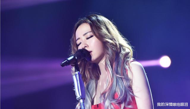 张靓颖|张靓颖谈被前夫骗财传闻，用歌词官宣恋情，大方回应绯闻