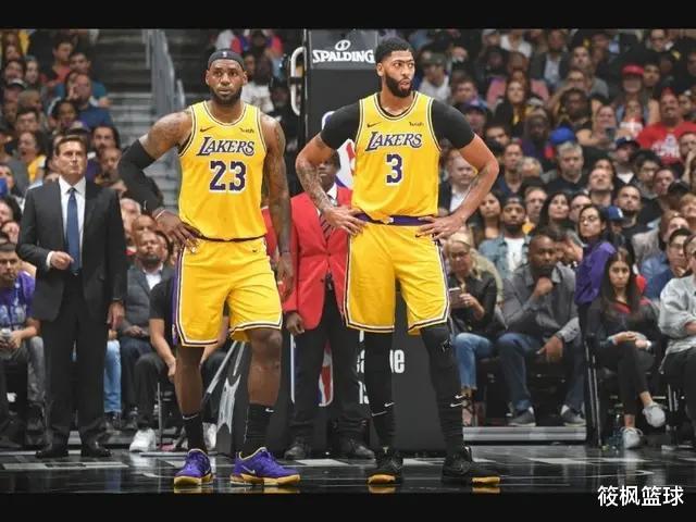 奥拉迪波|重磅！联盟又一笔大交易达成？湖人或迎来第三巨头，那可是全明星悍将啊！