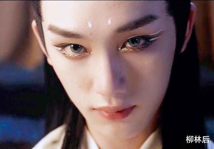 易烊千玺|审美大倒退三十年，郭敬明赢了三大导演
