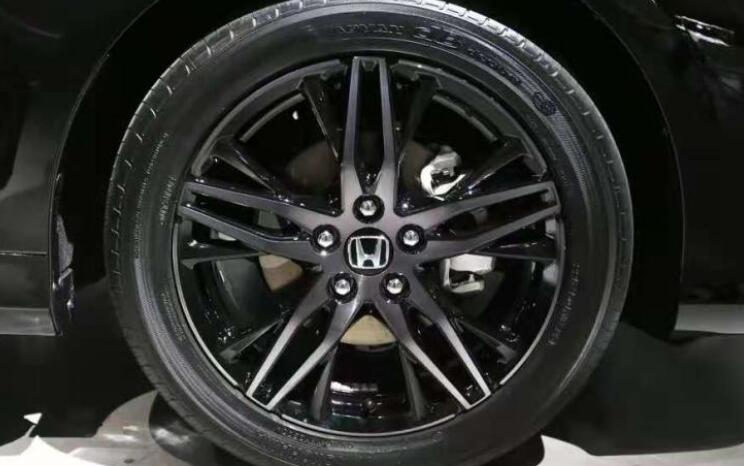 动力|新款奥德赛已亮相，气场不输塞纳，新的二孩家庭的新选择