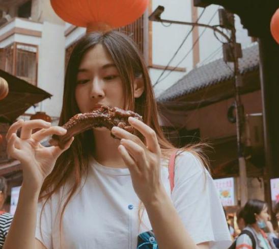 小苍|小苍退休了，突然发现以前和联盟有关的一切都所剩无几了