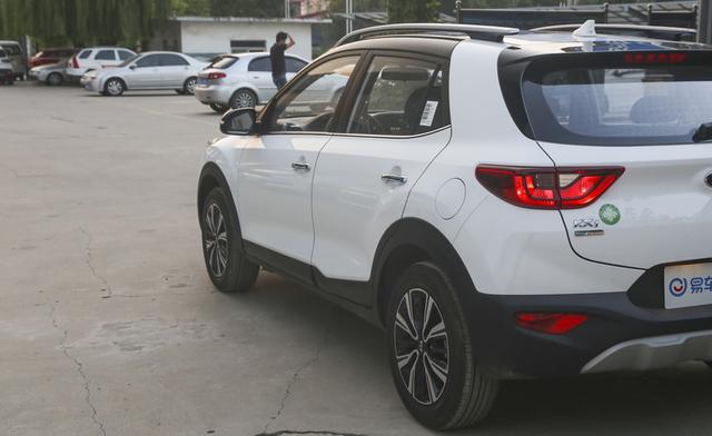 『SUV』又一合资卖到“白菜价”!颜值完胜飞度,油耗5.4L,7W还要啥国产