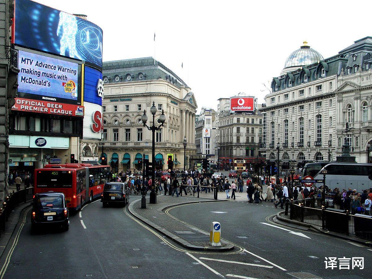 西班牙▲西班牙情侣居家隔离却不避嫌在阳台发生关系，被邻居拍下