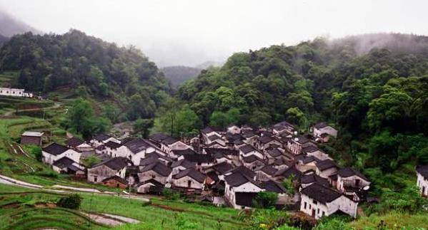 旅行|中国适合养老的地方，原生态负氧富硒，住宿80元一天还包三餐