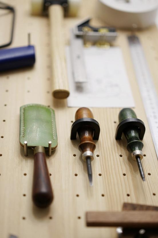 房子装好了，才知“不买”床头柜更巧妙，看了她的家，后悔装早了