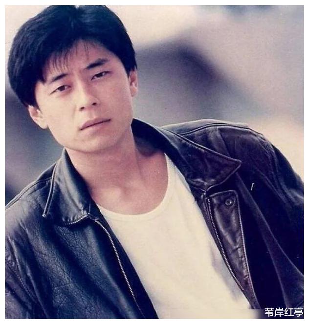 #王杰#王杰有多厉害？苏有朋回忆：所有唱片都要避开，四大天王也不例外
