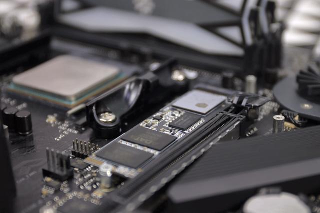 主板|入手正当时，随心配简单装！锐龙信仰全家桶装机作业