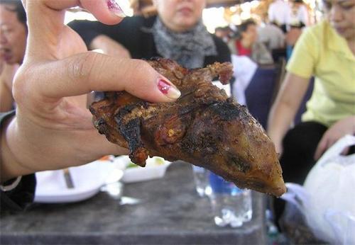 中餐▲它在中国“泛滥成灾”，到了越南却成“盘中餐”，被称人间美味！