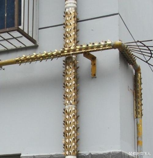 ：阳台不要装防盗网了，头次见有钱人安装这种替代，懊悔没早察觉