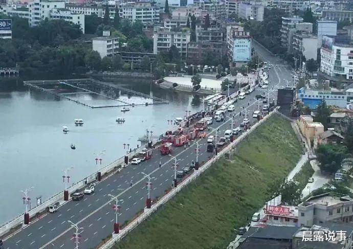 晨露说事|报复社会的安顺司机，到底撕裂了什么？