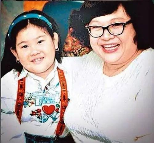 郑欣宜|6000万遗产无法继承，180岁郑欣宜被男友骗钱，希望38岁嫁出去