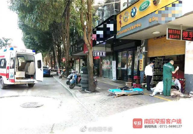 光明网视频|悲剧！南宁一车主检查车辆时不幸被压死
