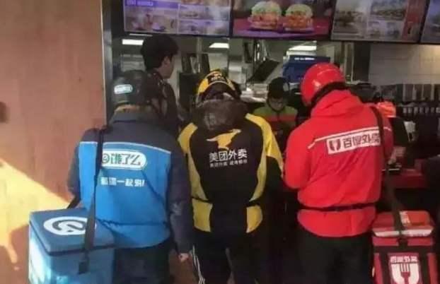 doordash|效仿我国外卖配送模式，3名华裔同胞席卷美国市场，市价已超千亿