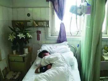 #胃癌#25岁女孩,胃癌离世,生前不近烟酒,都是“热饮”惹的祸