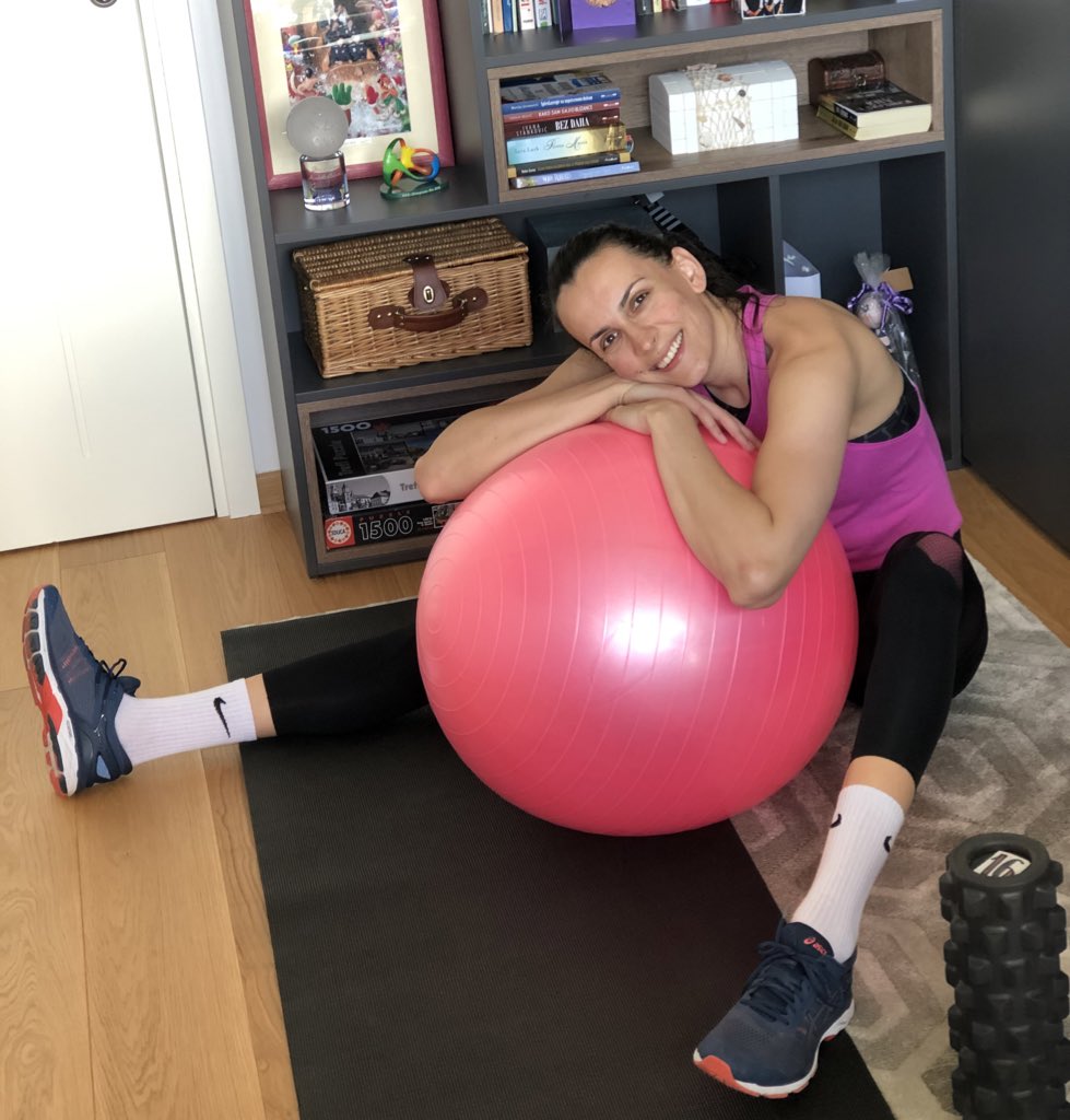 塞尔维亚队：拉西奇：塞尔维亚女排是梦之队 我经常打完比赛之后就哭