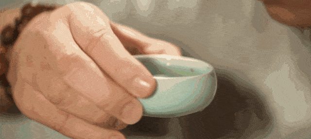 #肝脏#32岁男子，查出肝癌，提醒：三种食物是“催化剂”！