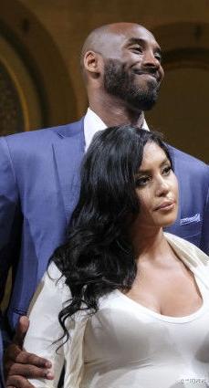 科比·布莱恩特▲贪财还是好色？科比才走5个月，NBA多位球星追求瓦妮莎