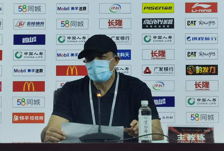 周琦|深夜致歉周琦！霍楠接受阿的江批评，姚明：打得差，不让别人说？