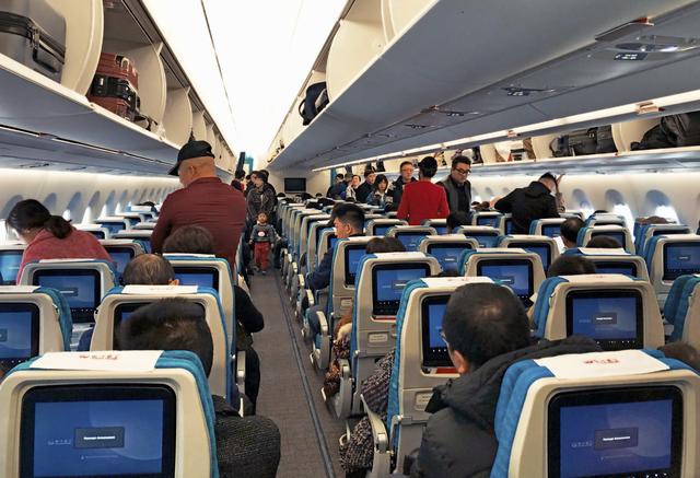 我国“最成功”的航空公司，靠着一瓶辣椒酱得到了乘客的一致好评