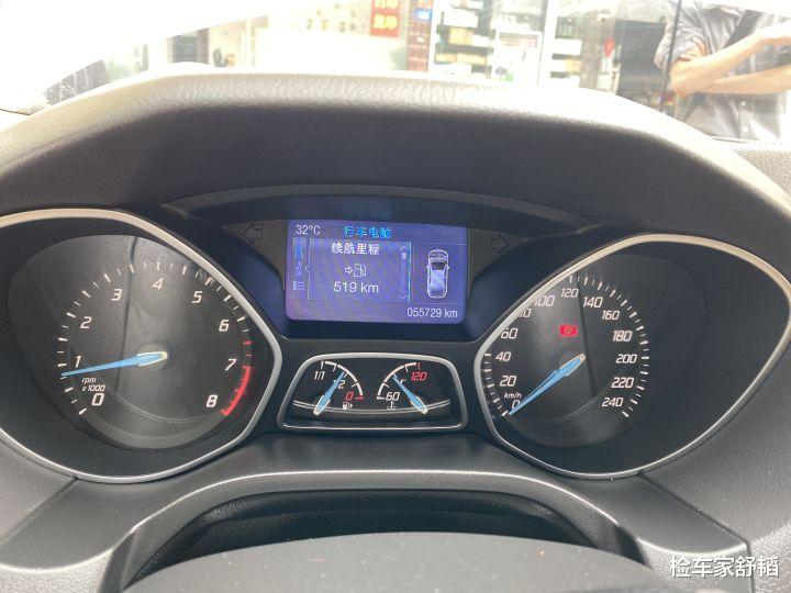 福克斯|6万买辆2.0手动福克斯，踩离合传出意外声响，还有人吹极致操控？