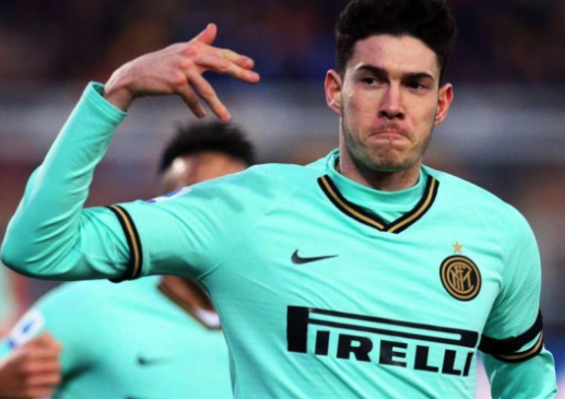 『国际米兰』情况有变!国米挽留梅西小弟,两新星有大志向,34岁老将愤怒发声