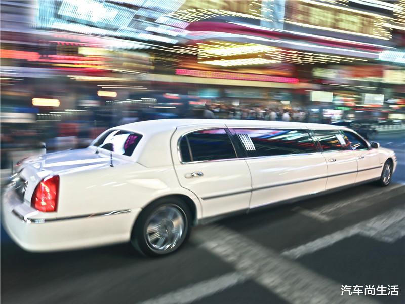 「塞尔维亚」塞尔维亚人都开什么车？当地车主：每每看到奇瑞，又亲切又害怕！