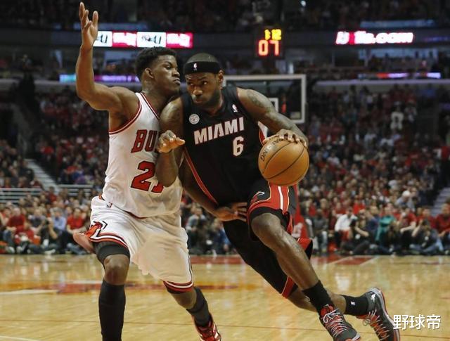 #罗斯#詹韦二人同时爆发有多恐怖？三分钟秒杀罗斯，球迷：太狠了！